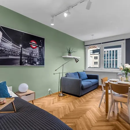 Tamka - Location, Park And Metro Nearby - By Rentujemy Warsaw