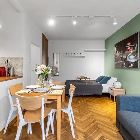 Apartment Tamka - Location, Park And Metro Nearby - By Rentujemy Warsaw