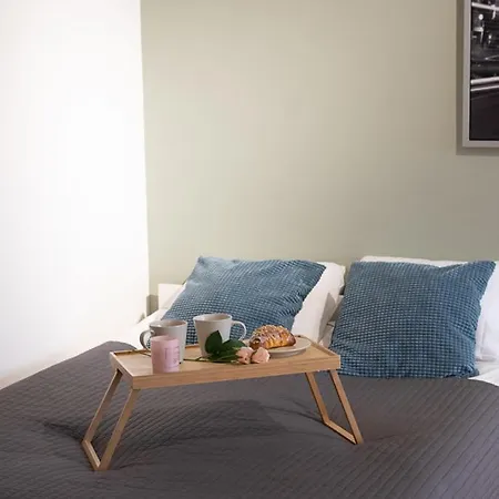 Tamka - Location, Park And Metro Nearby - By Rentujemy Apartment